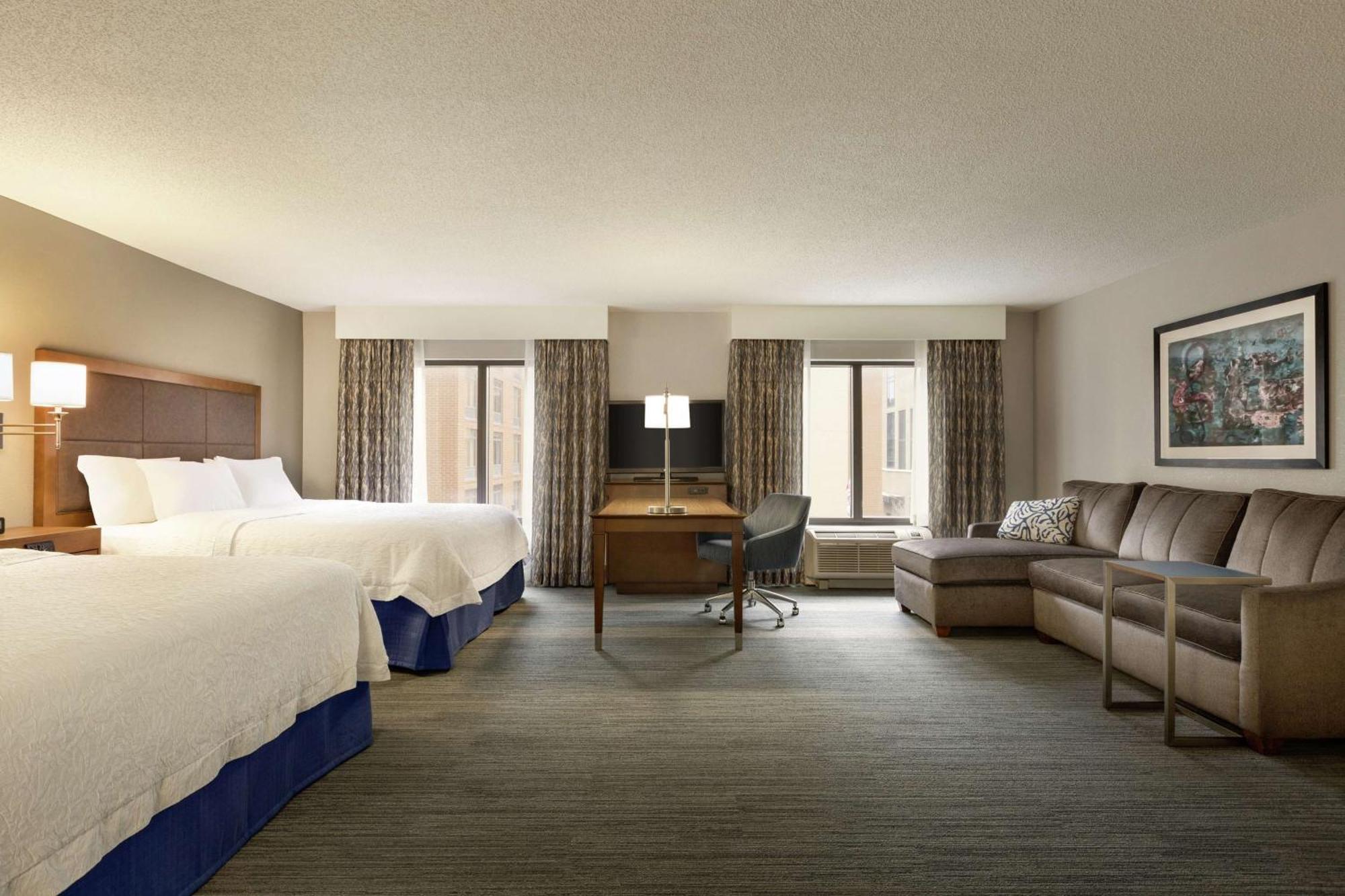 Hampton Inn & Suites Nashville-Downtown Экстерьер фото